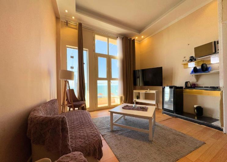 Hyat Suites & Rooms อเล็กซานเดรีย ภายนอก รูปภาพ